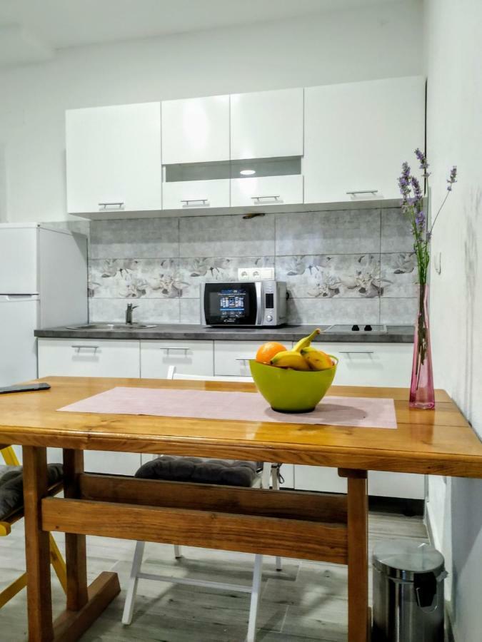 Studio Apartman Violeta II - 50M From The Beach Trogir Dış mekan fotoğraf